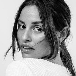 Meet your Posher, Olivia-bianca